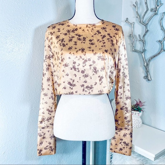 Zara Tops Nwt Zara Floral Printed Long Sleeve Cropped Top Poshmark